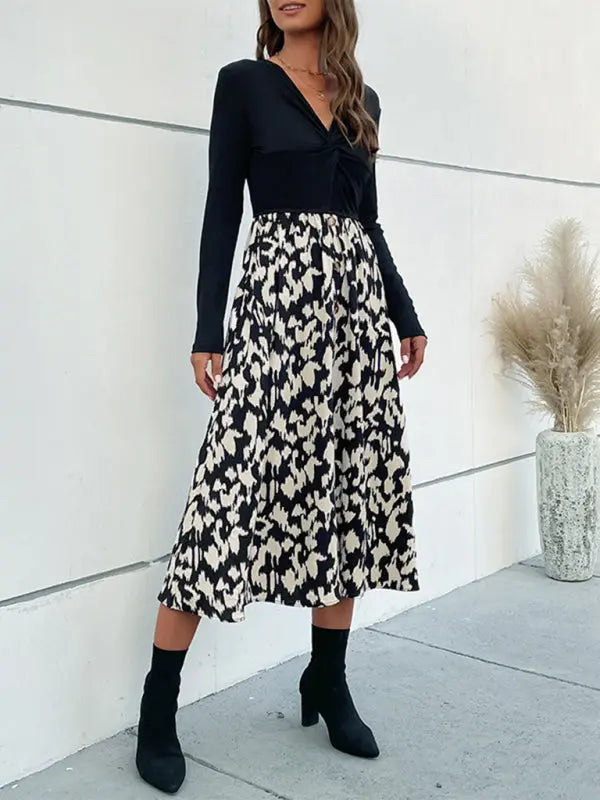 Women's V-neck Kink Long-sleeve Stitching Color Contrast Dress - Rehmiar