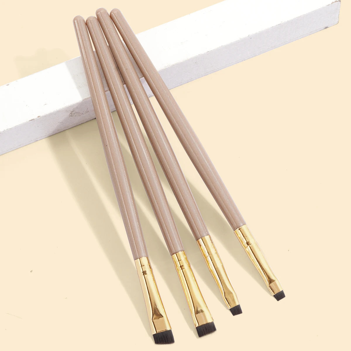 MAANGE 4 Pieces Eyebrow Contour Makeup Brush Eyeliner Brush Portable Small Angle Eyebrow Brush