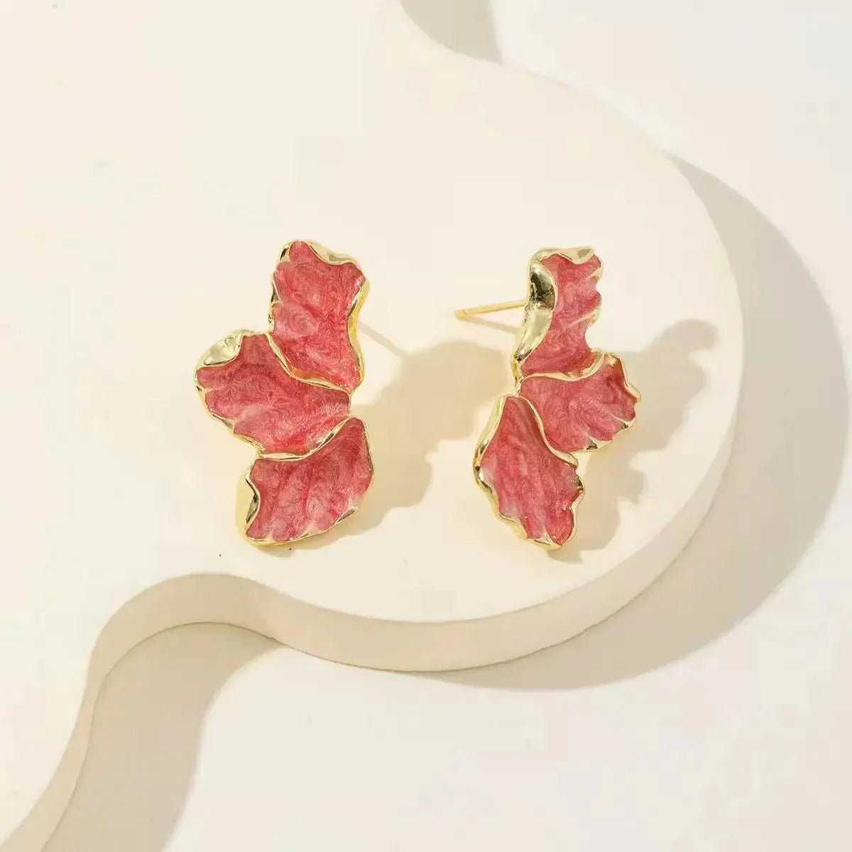 Delicate Gold-Plated Irregular Back Earrings High Quality Cream Flower Earrings