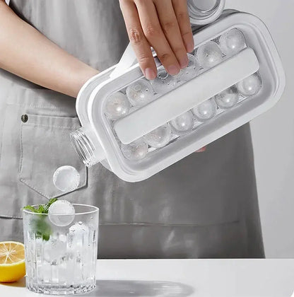 2-in-1 Portable Ice Maker Water Bottle – Folding Ice Cube Mold & Drink Bottle - Rehmiar