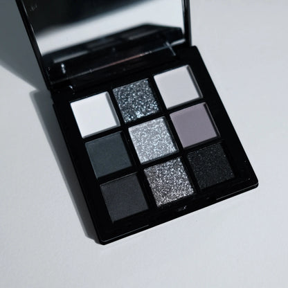 Eye shadow Palette, Dark Black Grey Silvery Colour Shimmer Matte Finish Smokey Style Makeup - Rehmiar
